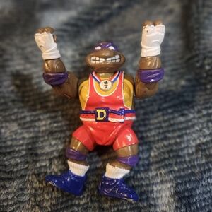 Teenage Mutant Ninja Turtles "Powerliftin' Don" action figure